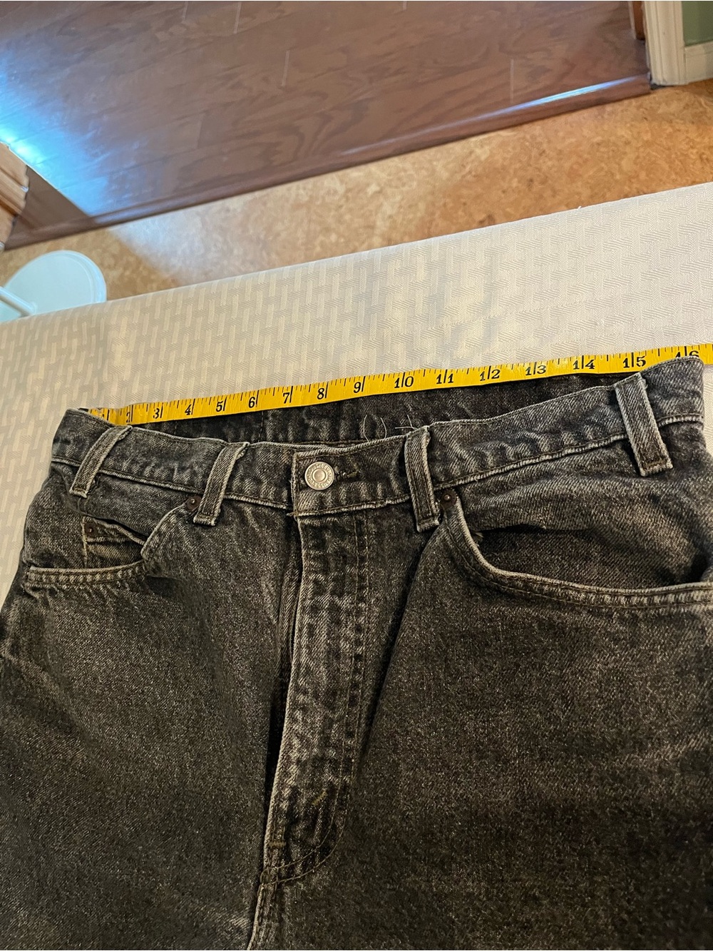 Men’s vintage orange tab 505 black jeans - Picture 6 of 9